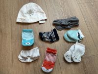 Baby Newborn Accessoires Socken und Mütze 8-tlg. Baden-Württemberg - Plankstadt Vorschau