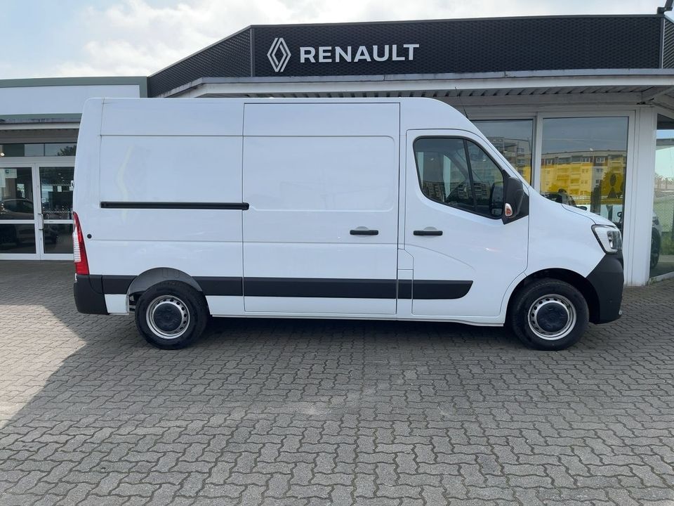 Renault Master Kastenwagen L2H2 3,5 Blue dCi 150 in Rostock