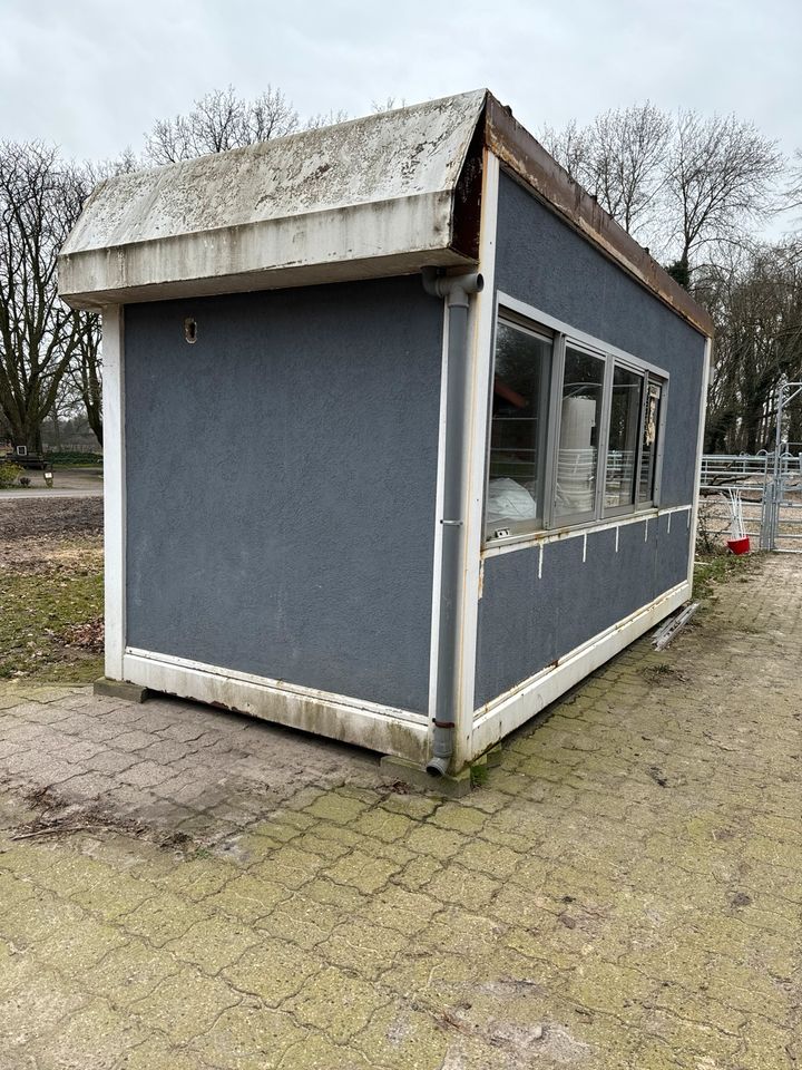 20 Fuß Container (vollverschweißt) für Handwerker / entkernt in Lunestedt