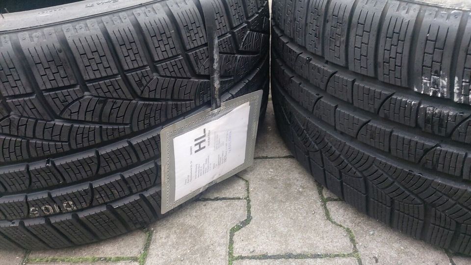 Pirelli Sottozero Winter 270 Serie 2 295 30 R20 101W XL 20 Zoll W in Knetzgau