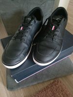 Original Tommy Hilfiger Schuhe Sneaker Leder schwarz 44 Herren Nordrhein-Westfalen - Bocholt Vorschau