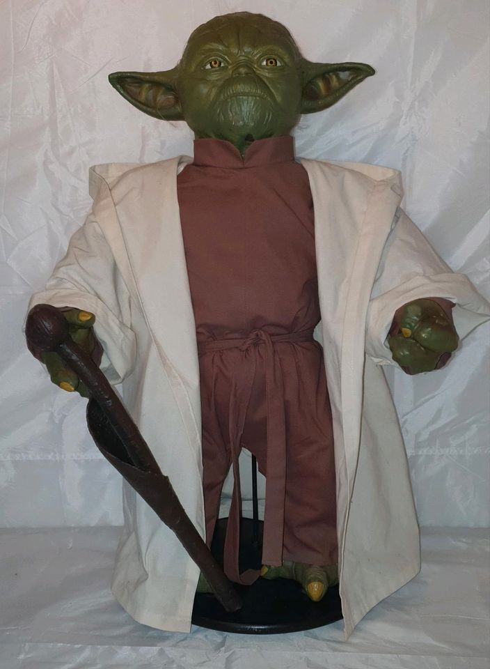 Star Wars Yoda Lifesice Figur in Heinsberg