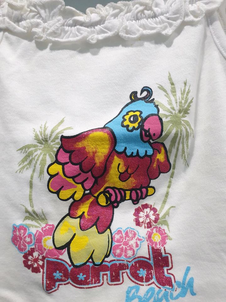 Papageihenmotiv Top Shirt T-Shirt in Gr.98/104 in Bielefeld
