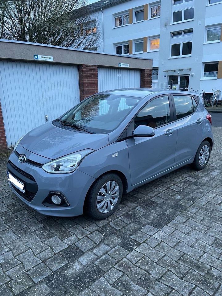 Hyundai i10 1.2 YES! Silver YES! Silver in Angelmodde