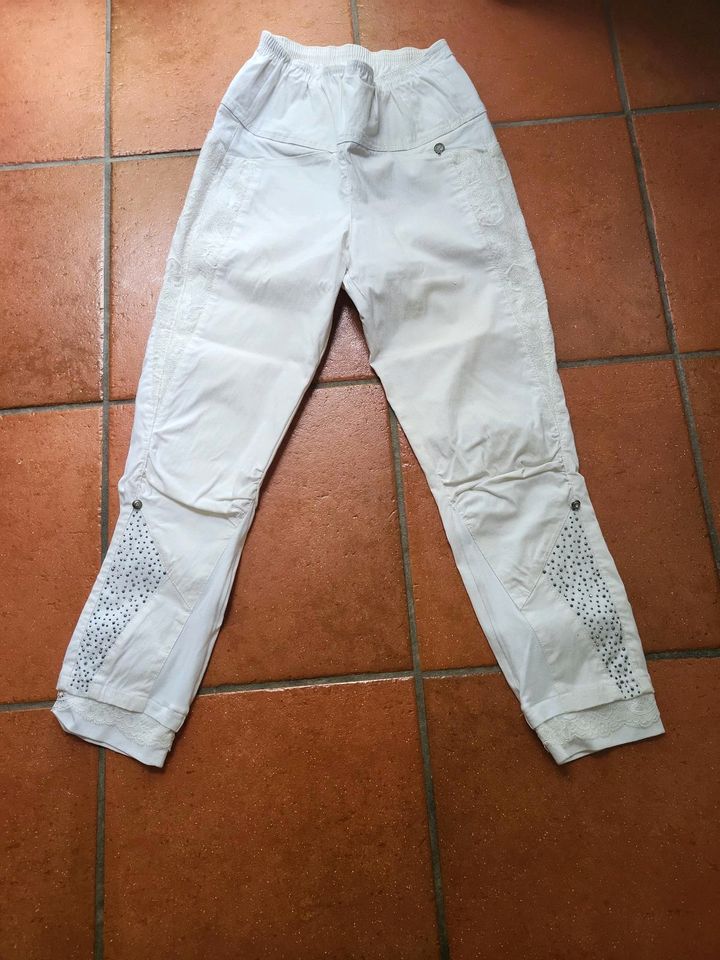 Super schicke weiße Hose zu verkaufen in Paderborn
