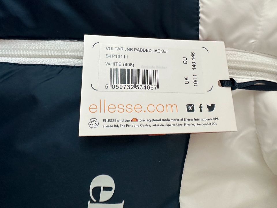 ❣️Ellesse winterjacke neu mit Etikett  140/146 ❣️ in Frankfurt am Main