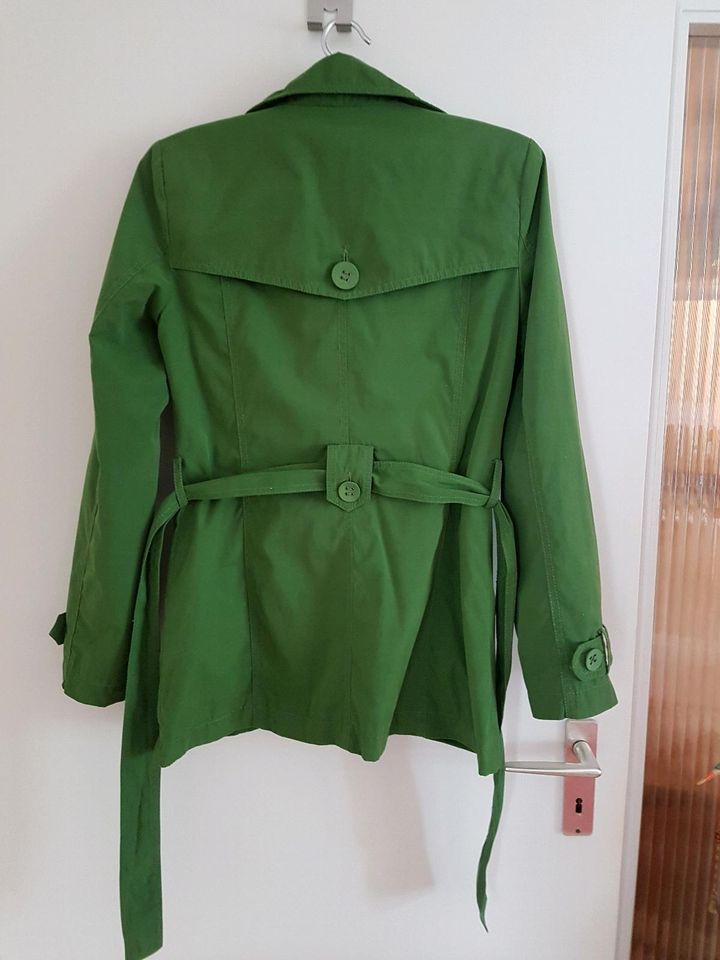 Trenchcoat, Jacke Damen Zero, Größe S, grün in Freiburg im Breisgau