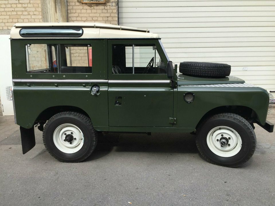 LandRover Defender 90 / 110 Hohlraumversiegelung Unterbodenschutz in Mülheim (Ruhr)