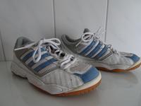Adidas Hallenschuhe Turnschuhe Schuhe weiß Gr 38 Bayern - Rückersdorf Vorschau