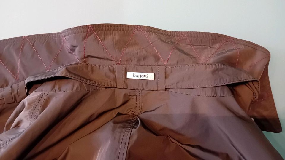 Herren Bugatti Trenchcoat Gr. 50 dkl.braun, neuwertig in Freiburg im Breisgau