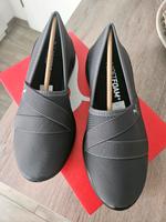Puma Adelina 2 Sneaker Gr 40 NEU grau Nordrhein-Westfalen - Kamp-Lintfort Vorschau