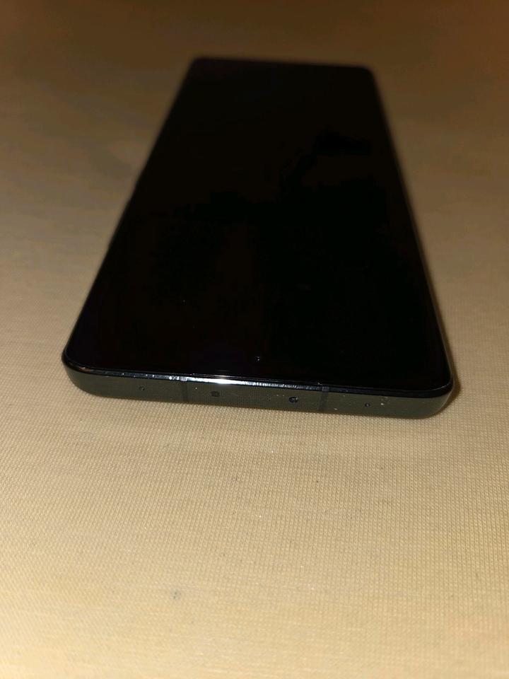 Xiaomi 13 pro Ceramic Black Gebraucht OVP + Ladegerät in Rottenburg am Neckar