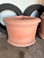 3 Eck-Pflanztöpfe Kunststoff terracotta-farben Bayern - Edling Vorschau