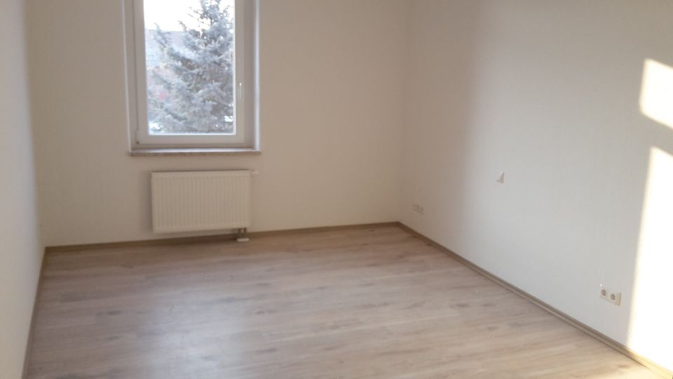 Sofort bezugsfähig! Großzügig, modern und bezahlbar! Attraktive 3-Zimmer-Wohnung in Erfurt-Stadt. Ruhige Wohnlage, angenehme Mitbewohner! in Erfurt