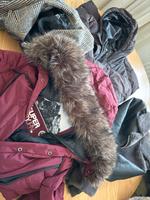 Kleiderpaket Winterjacken Gr. XS-S Bremen - Blumenthal Vorschau