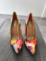 Pumps High Heels mit Blumen Größe 39 NEU!!! Nordrhein-Westfalen - Uedem Vorschau