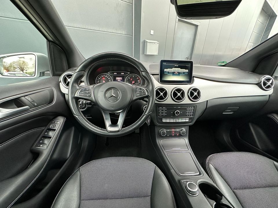 Mercedes Benz B Klasse 220 CDI/d 4MATIC in Dieburg