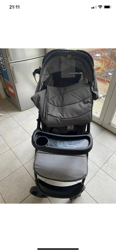 Kinderwagen buggy neu verpackt in Essen