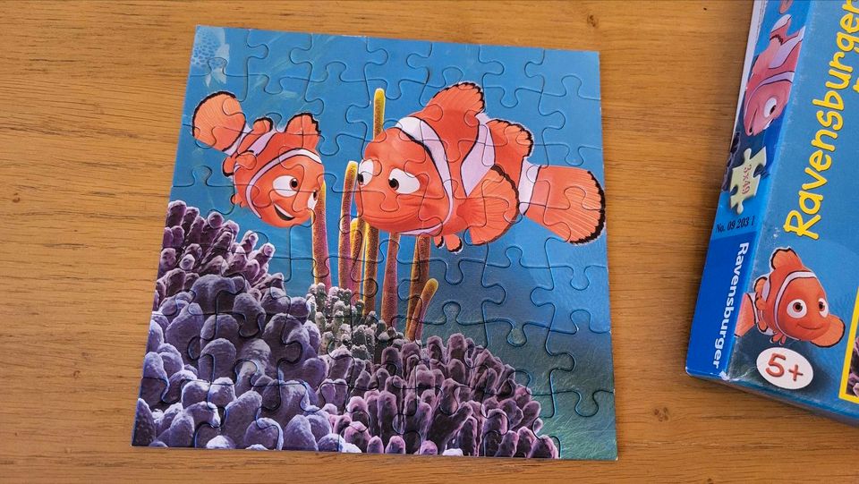 Findet Nemo Puzzle 3x49 von Ravensburger, ab 5, eines vollständig in Neustetten