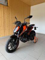 KTM Duke 125-Exzellenter Zustand, geringe Laufleistung Hessen - Reichelsheim (Odenwald) Vorschau