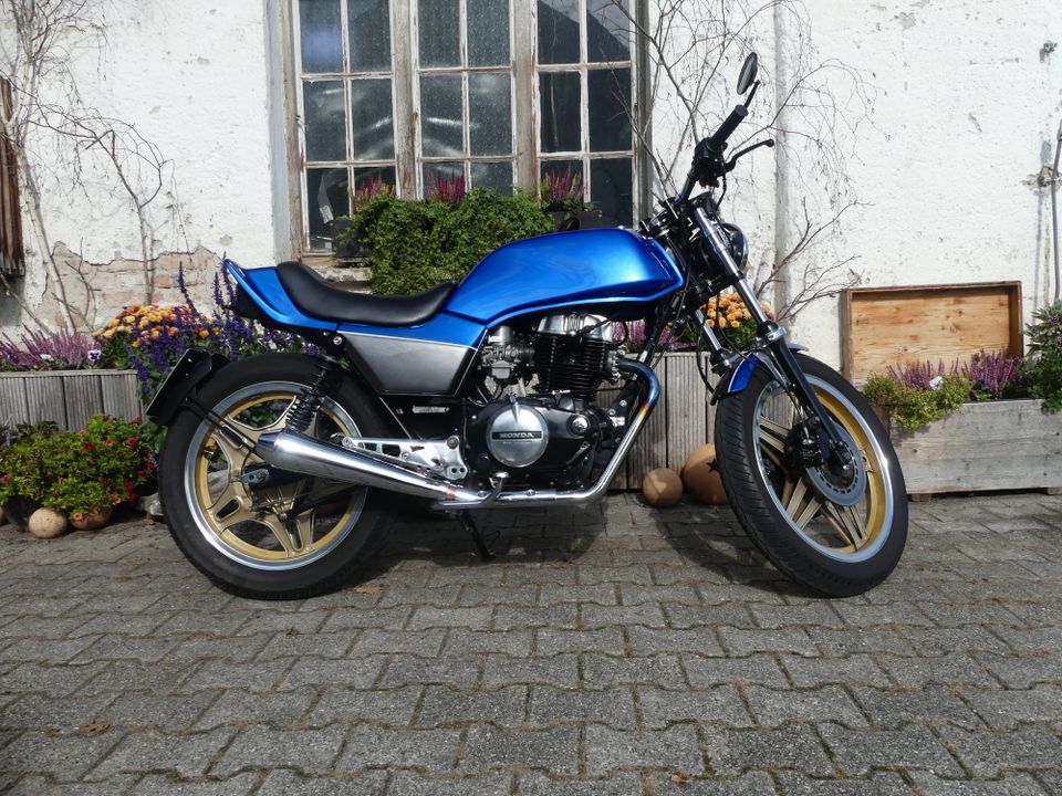 Honda CB400N Umbau in Pfaffing