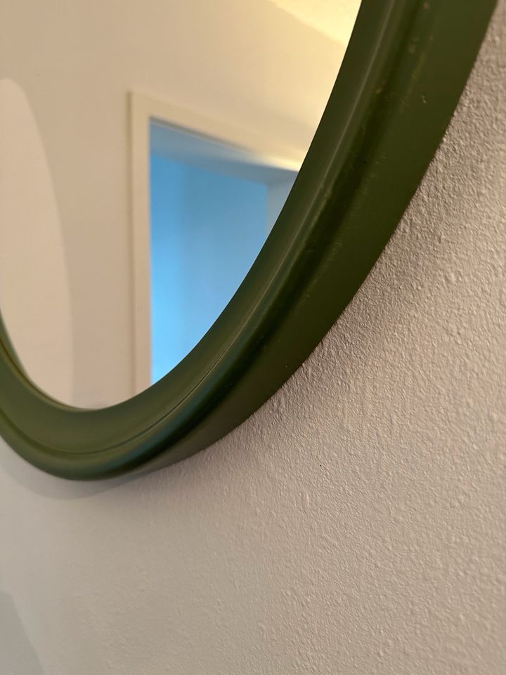 Runder Spiegel 70 cm in Rohlstorf 