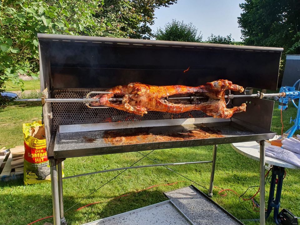 Spanferkelgrill/Lammgrill mieten in Ochsenhausen