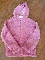 Kinder Jacke aus Teddyplüsch NEU Gr.134 Niedersachsen - Thedinghausen Vorschau