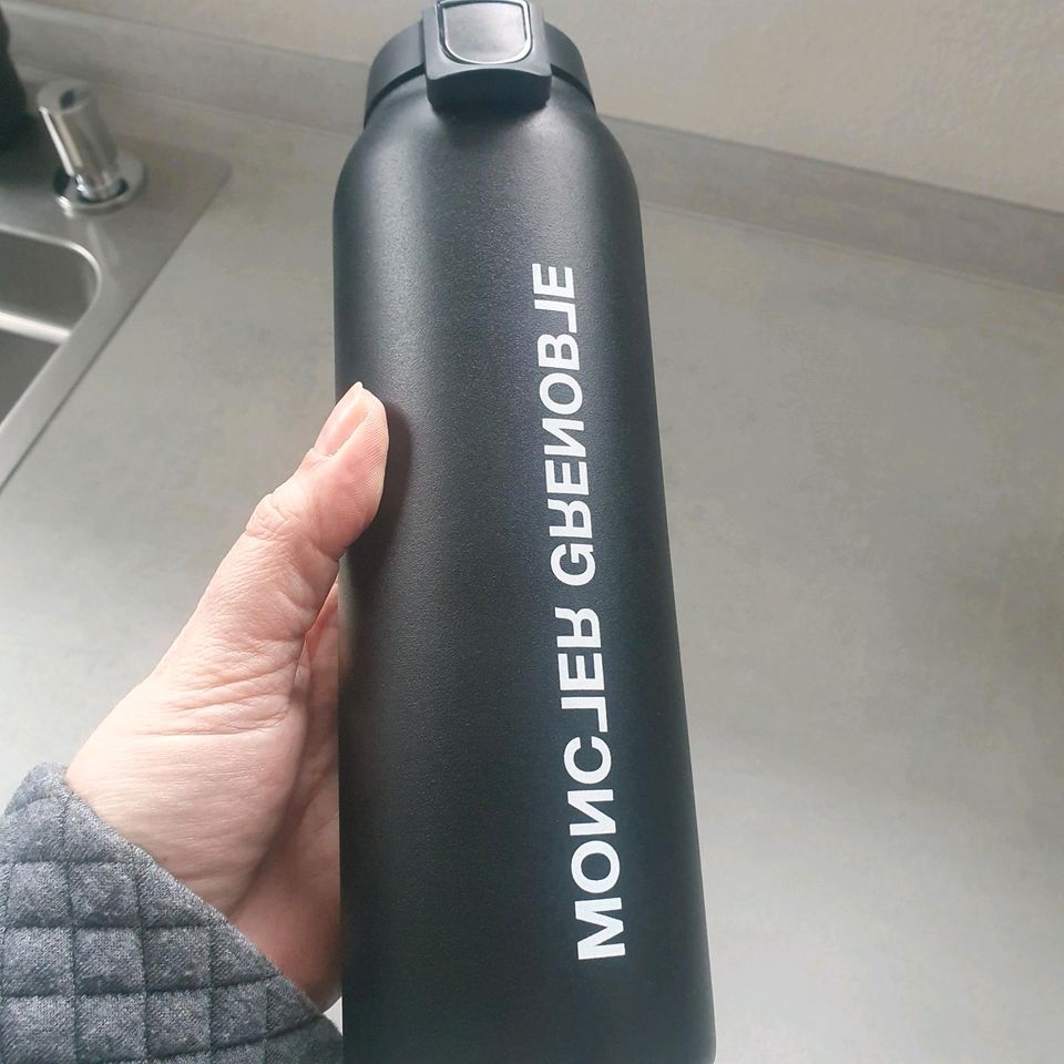 Sigg Moncler Thermosflasche in Freystadt