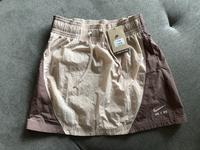 NEU! Nike Air Rock/ Minirock Damen Gr. S beige Niedersachsen - Giesen Vorschau