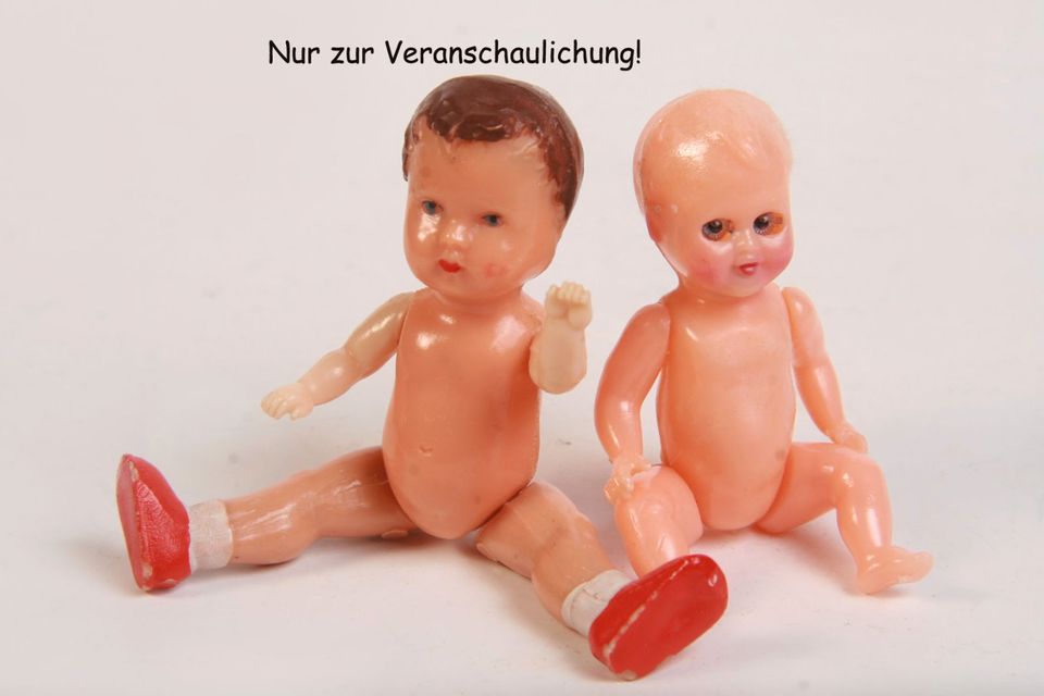 Kleine alte Babypuppe Puppenstube 7,5cm Schlafaugen 50er vintage in Berching