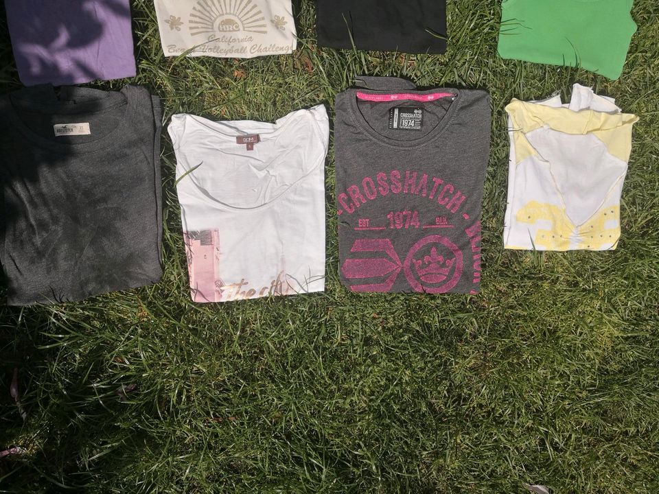 Paket T-Shirts Shirts kurzarm Gr. S XS 36 Sommershirts 9 Stück. in Oranienburg