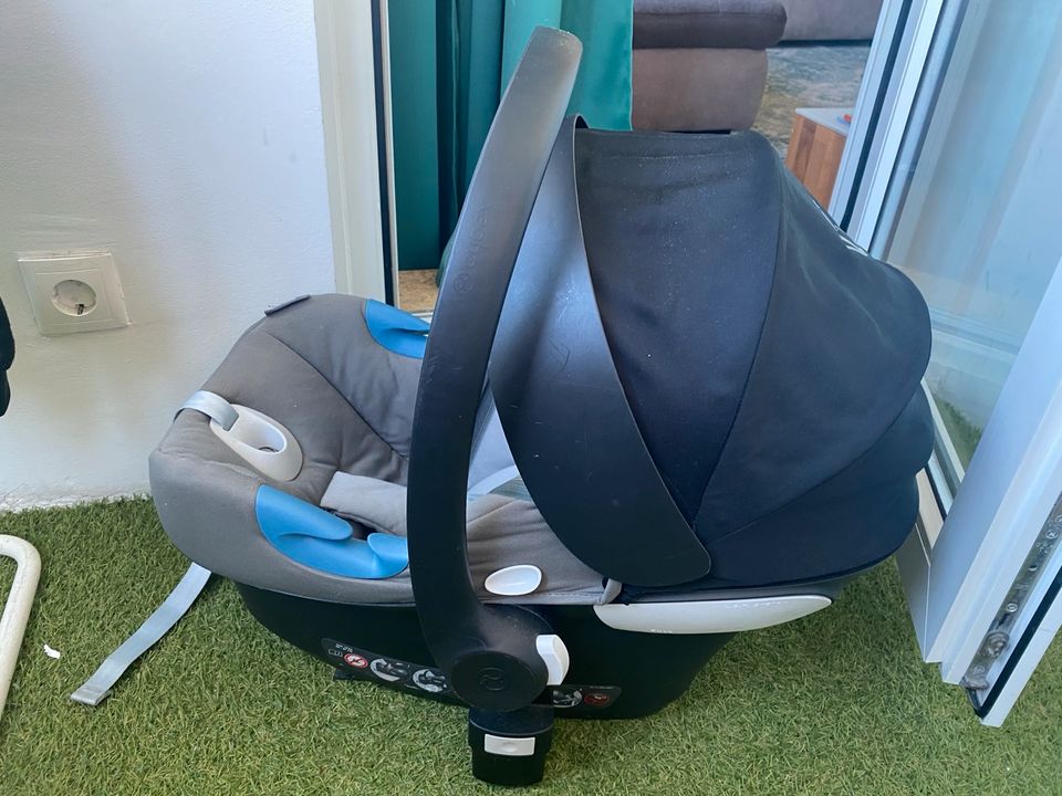 Cybex Babyschale Aton M in Bremen