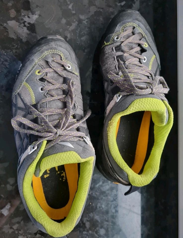 Salewa vibram Bergturnschuhe in Bad Feilnbach