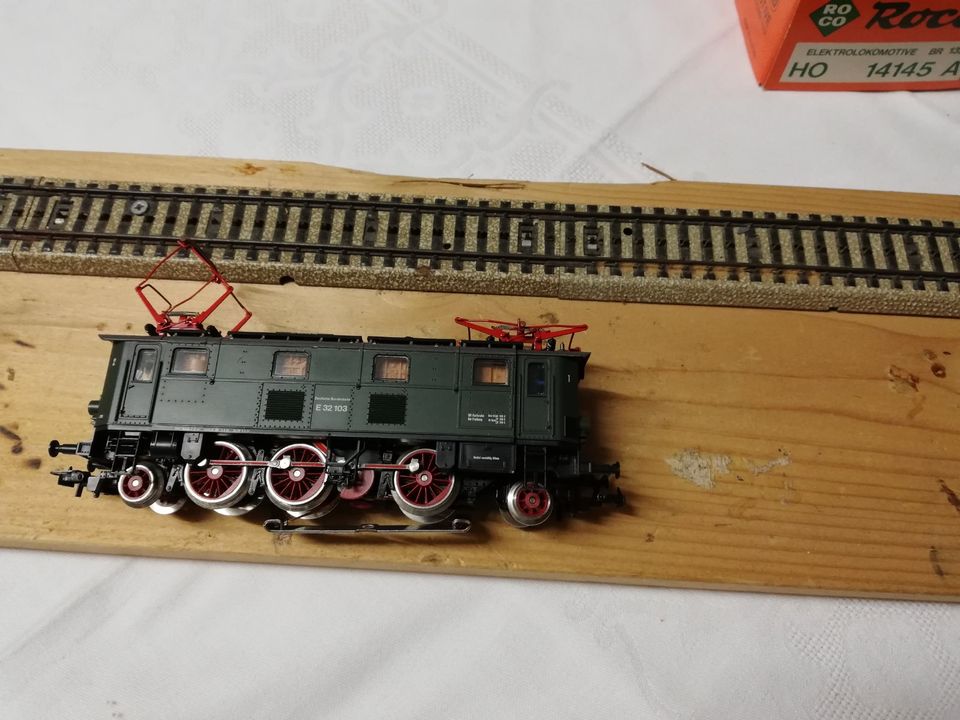 Modellbahn Roco BR 132 grün HO 1/87 OVP in Garbsen