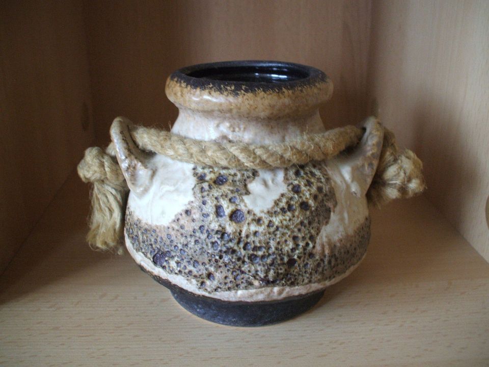 Vasen Blumenvasen Töpfervasen Keramik in Darmstadt