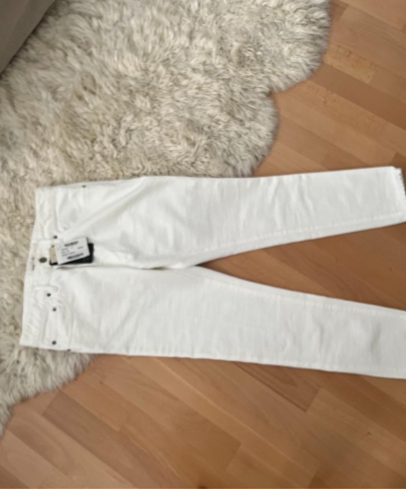 Golden Goose Deluxe Brand Damen Jeans Gr 28 Neu mit Etikett in Würzburg