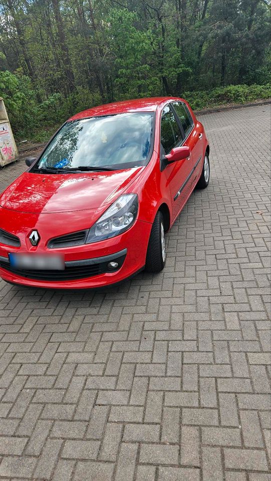 Renault clio in Dresden