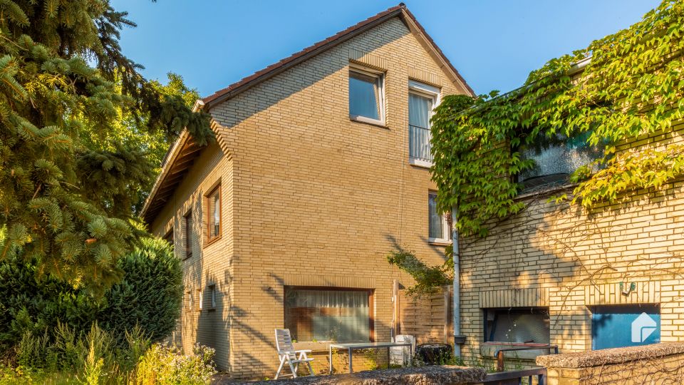 Teilvermietetes MFH mit 3 WE, Garten, Terrasse, Garage, EBK und Tageslichtbädern in angenehmer Lage in Mölln