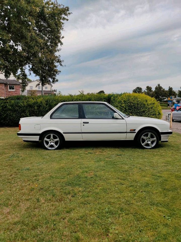 BMW E30 316i Coupe H-Zulassungsfähig in Wiefelstede