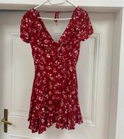 Rot weißes Sommerkleid Blumen Muster S/M mit V-Ausschnitt Rheinland-Pfalz - Leutesdorf Vorschau