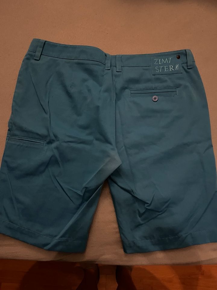 Zimtstern Shorts Damen L in Bergisch Gladbach