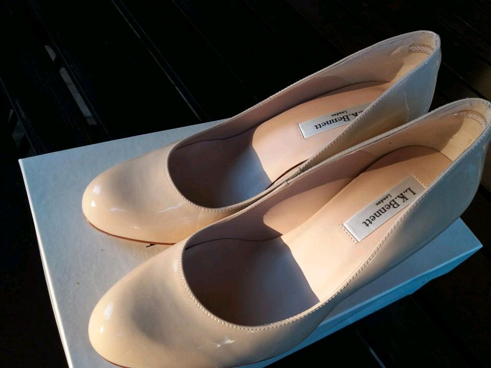 L.K. LK Bennett Pumps Lack nude beige Gr.36 NEUwertig champagner in Ettlingen