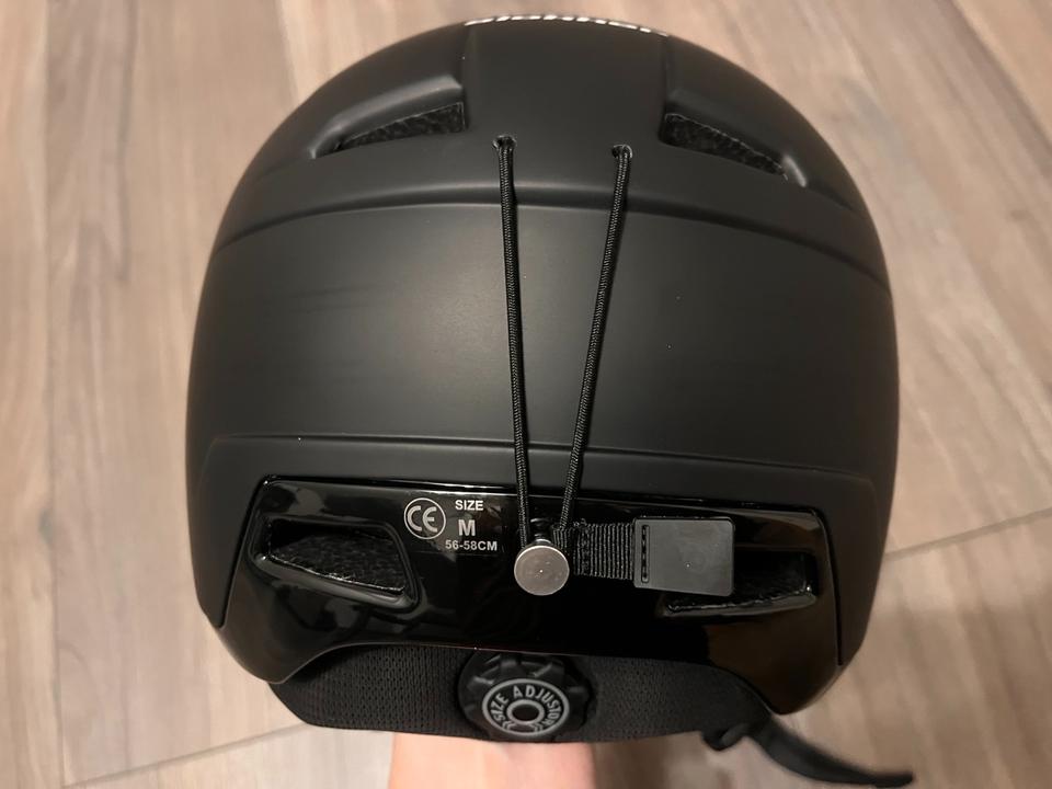 Slokker Skihelm Snowboardhelm M Ski Snowboard Helm Wintersport in Senftenberg