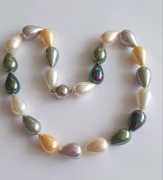 Neue Perlenkette Muschelkern Multicolor Halskette Hessen - Kassel Vorschau