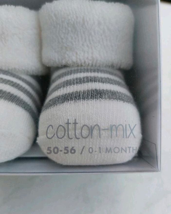 Newborn Socken Baby Geburt Geschenk Neu OV  50/56 in Erdmannhausen