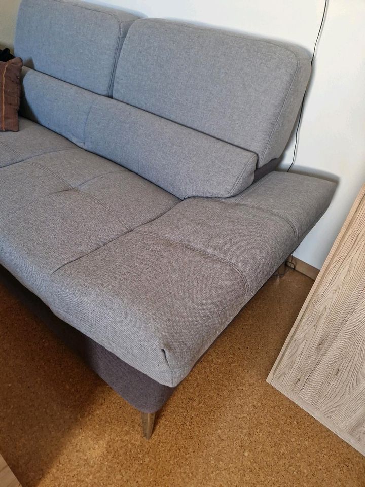 Schönes Sofa zu verkaufen in Jandelsbrunn