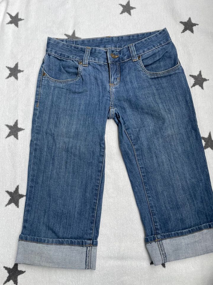 Shorts Jeans Vero Moda Gr. 36 blau in Dresden