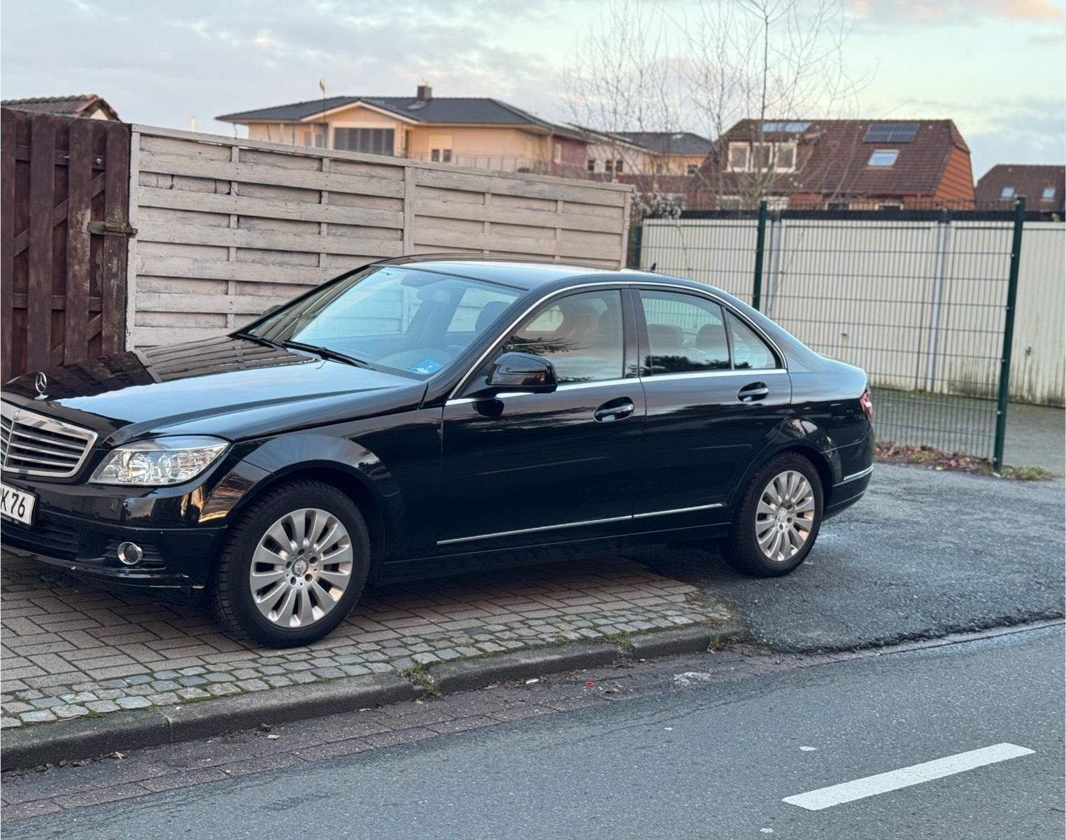 Abbildung des Autos Mercedes c 220 Tausch