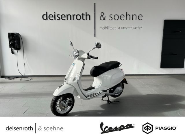 Vespa Primavera 50 Weiß Innocente in Alsfeld